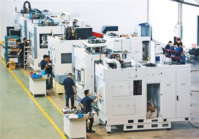 机械工业 由大变强，关键在固基机械设备